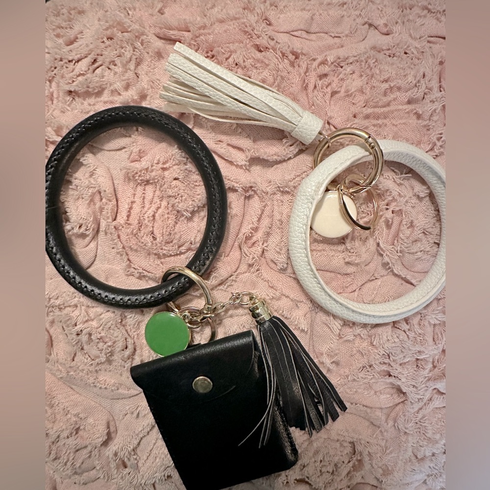 2 Keychain Wristlets